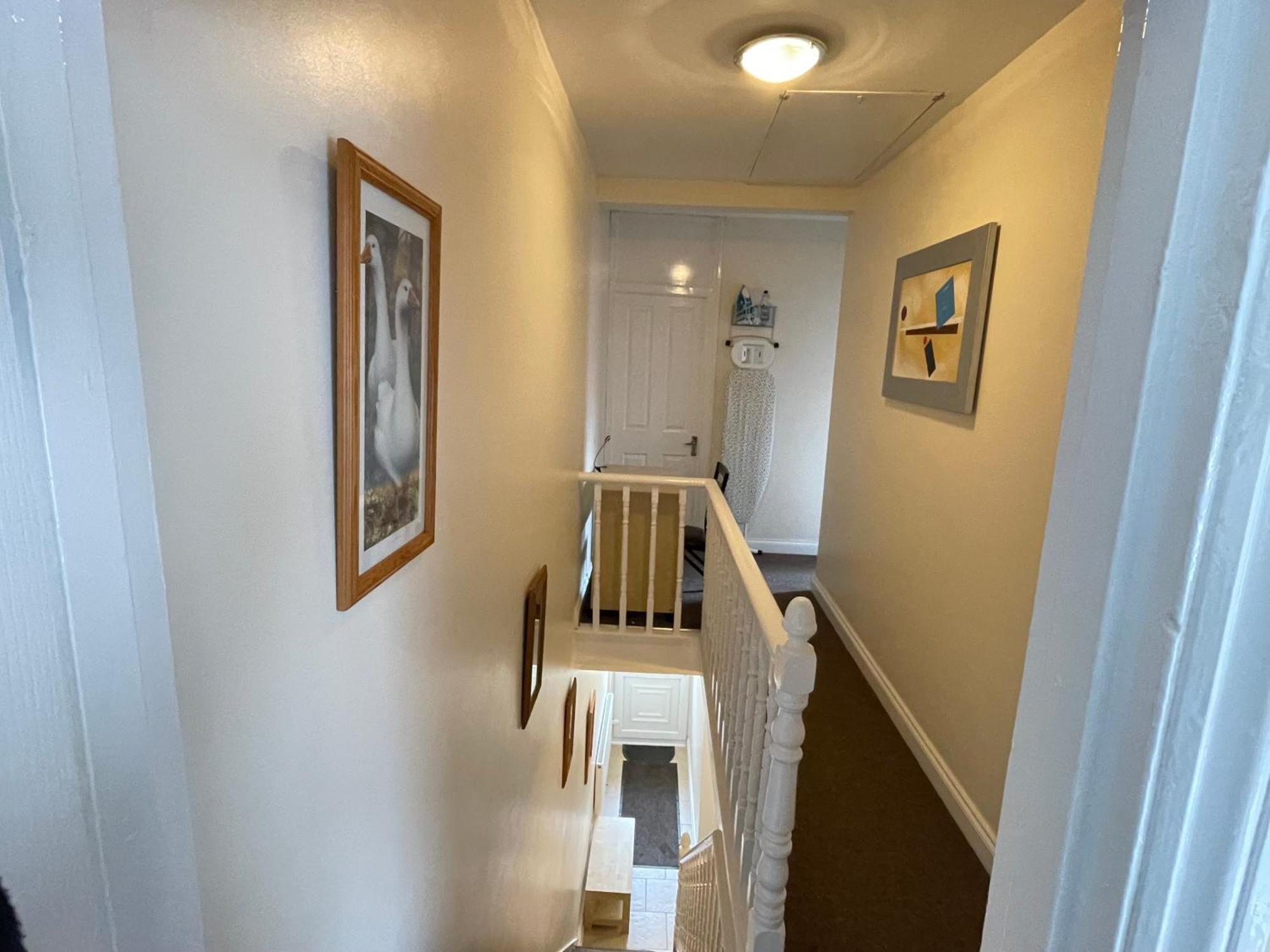 شقة Beanies Lornestreet Four Bed House سويندون المظهر الخارجي الصورة